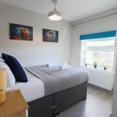 Pittville Place - Near Cheltenham Town - 2 Bed Home - Sleeps 6