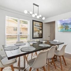 Spacious 8 Bedrooms Retreat Pool Table #08