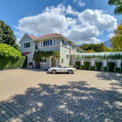 Roodenburg House
