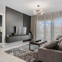 Ultra-Modern & Spacious 2BR Apartment with Balcony
