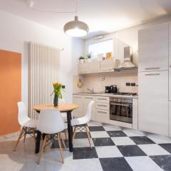 CaseOspitali - Stazione5, vicino alla stazione ideale per due