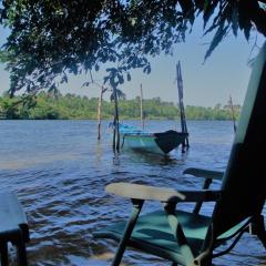Casa rústica a beira rio