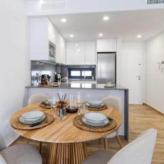 Lotus - Contemporary Apartment with Pool & Private Balcony