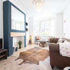 Western House - Central Warrington - Sleeps 5