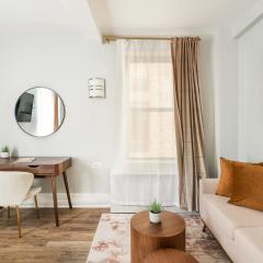 73-608 New 1BR 1Bth UWS Doorman Gym