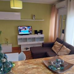 Huge 3 Bedrooms Balcony Flat for 8 pax