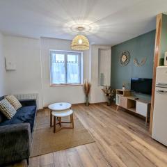 Studio moderne et calme avec parking à Châteauroux - FR-1-591-724