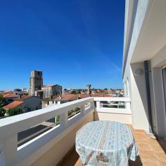 Royan : Appartement 47m², Balcon, Parking privé, Ascenseur - FR-1-738-48