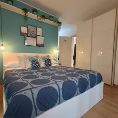 La casa di carta in piazza stesicoro