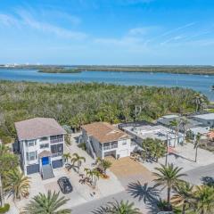 401 Pet-Friendly, Pirate's Cove Retreat home