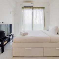 Elegant and Stylisth Studio at Sky House BSD Apartment By Travelio