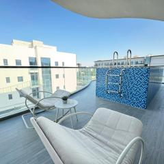 Great deal Magnificent Brand New with Private PooL