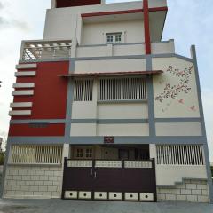 Galaxy Homestay 4 bedrooms AC Homestay