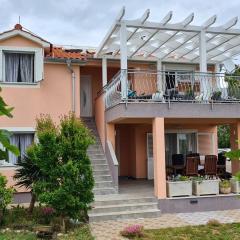 Apartments with parking space Tribunj, Vodice - 23680
