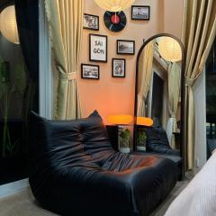 LexysHouse - Warm Space in Ho Thi Ky flower market