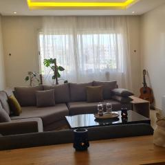 Private room in a shared apartment with pool