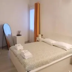 Handy House