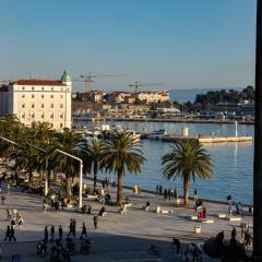 Deluxe Nila Apartment