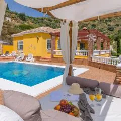 Villa Raquel Torrox by Ruralidays