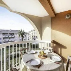 T2 air-conditioned Port Fréjus with parking