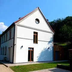 Apartment House - Oparno 16