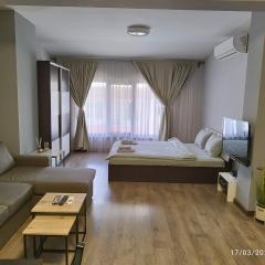 LUXURY SUITES 3