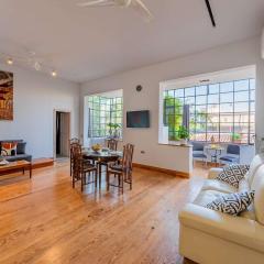 Spacious 2-Bdrm Apt at Filopappou hill in Koukaki!