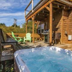 3BR Hot Tub Ocean Views & King Beds Near Beach