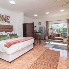 Apartment in Milnerton close to Woodbridge Island