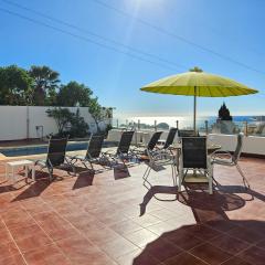 Three bedroom villa with private pool in Torreblanca