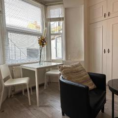 Comfortable studio west London