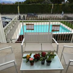 The Lake Breeze - Residence with Pool