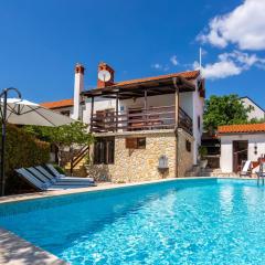 Villa Marak