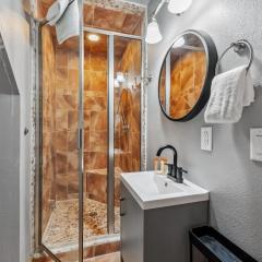 Breckenridge Escape with Private Hot Tub & Deck