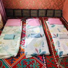 Gulzina Guest House
