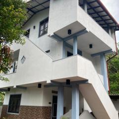 Penthouse Galle