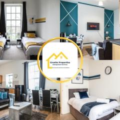 Contemporary 2-Bedroom Apartment with 4 Beds, Free Parking, Extended Stay Savings