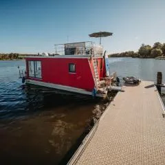 Schwimmendes Ferienhaus "Enola" Ihr Riverloft auf der Havel