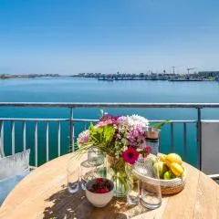 Sea Apartment Mojo- Meerblick, Infrarotauna, Terrasse