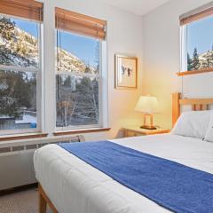 Palisades Tahoe Lodge Rentals Premium Fireplace One Bedroom #807