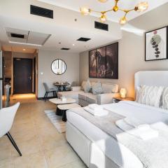 Stylish JLT Studio Lake View PoolMarina Walk
