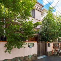 楽逸グループ 高田馬場 114t