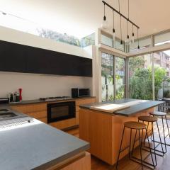 Newtown Terrace House Oasis