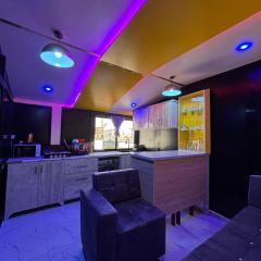 Studio de Luxe avec Jacuzzi à 15 Minutes de l'Aéroport AIBD !