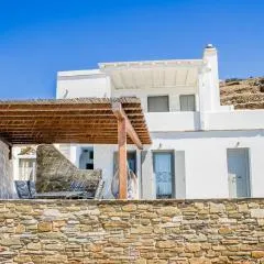 Triantaros Familly House