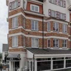 Apartment in De Haan with Stunning Sea Views