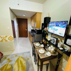 333D- 1br 1folding bed pool view