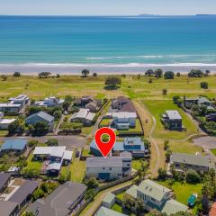Seaspray Retreat - Matarangi Holiday Home
