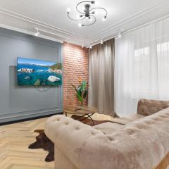 Retro Luxury 1BR Apt