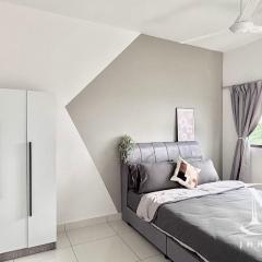 C180 Trader Park 3BR Family Suite #20